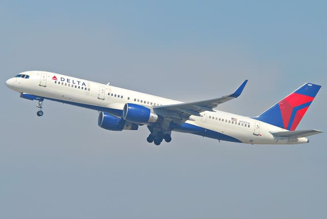 N713TW - Boeing