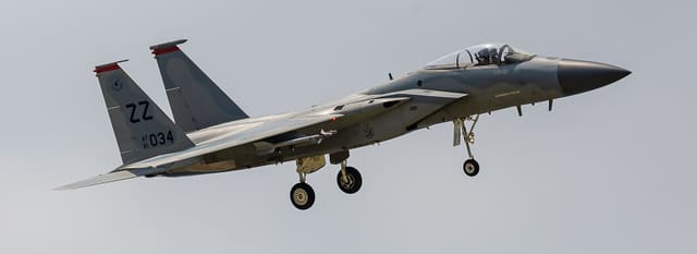  - Twin-engine aircraft