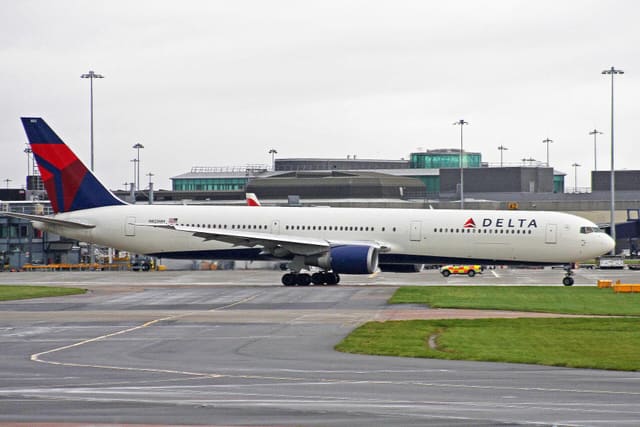 N825MH - Boeing