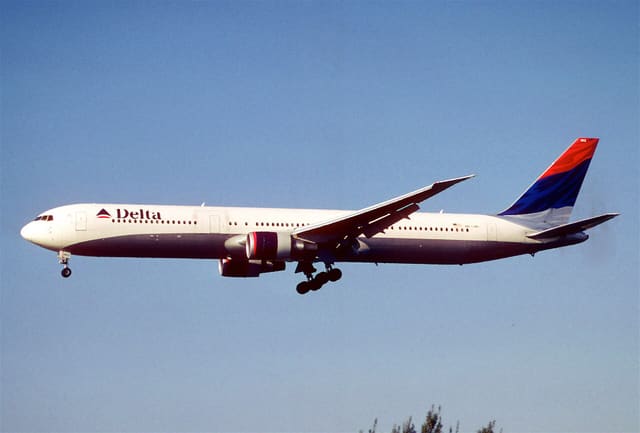 N837MH - Boeing