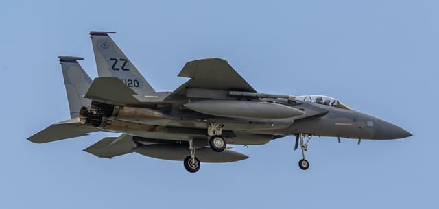  - Twin-engine aircraft
