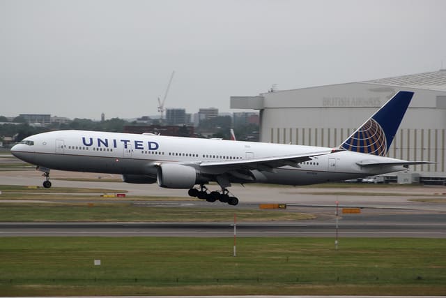 N225UA - Boeing