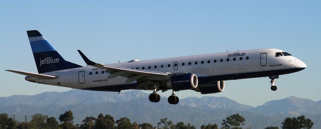 N267JB - Embraer