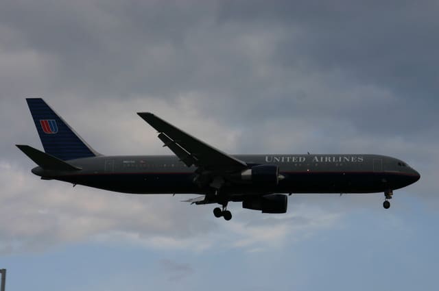 N657UA - Boeing