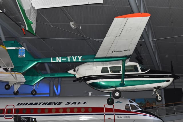 LN-TVY - Cessna