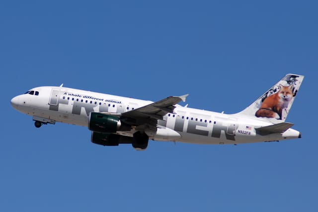 N922FR - Twin-engine aircraft
