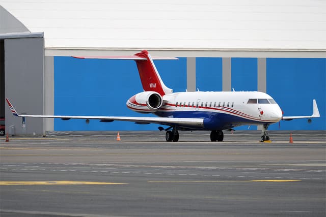 N79AY - Bombardier