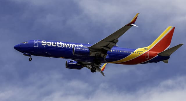 N8523W - Boeing