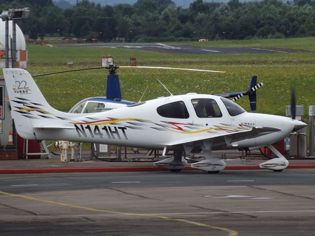 N141HT - Cirrus