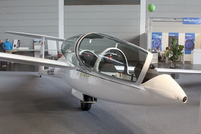 HB-2565 - Glider