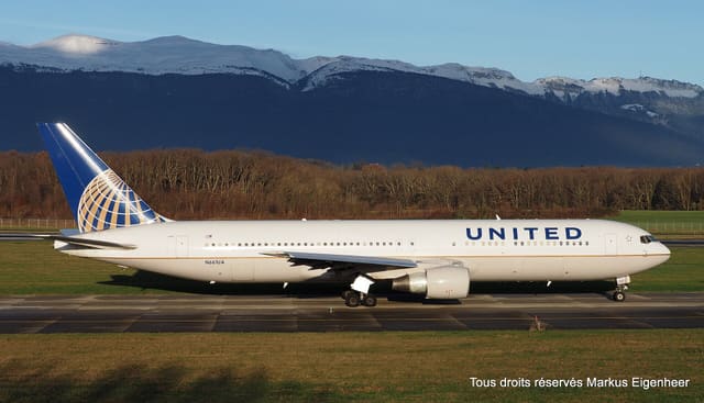 N661UA - Boeing