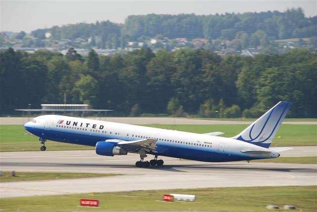 N654UA - Boeing