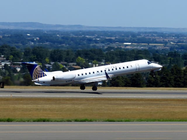 N11199 - Aircraft