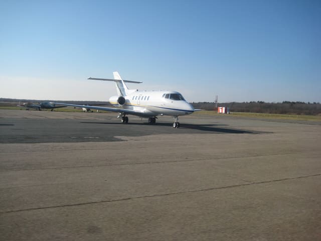 N28GP - Business jet