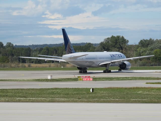 N229UA - Boeing