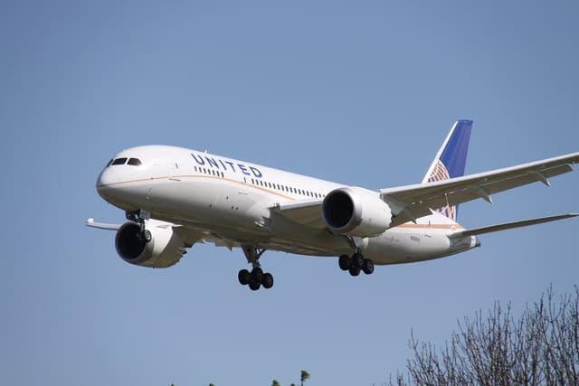 N26910 - Boeing