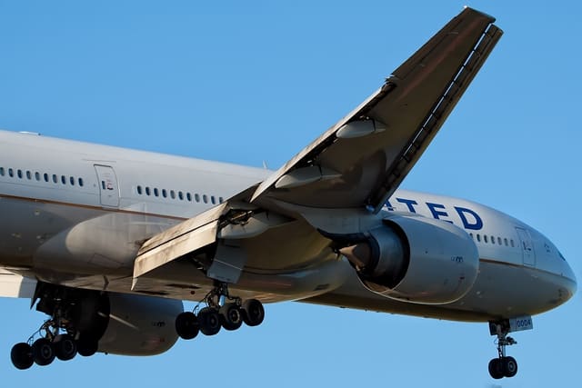 N78004 - Boeing