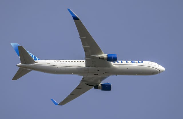 N649UA - Boeing