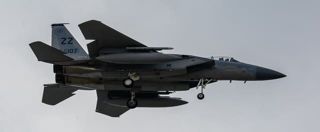  - Twin-engine aircraft