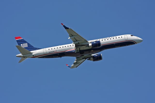 N949UW - Twin-engine aircraft