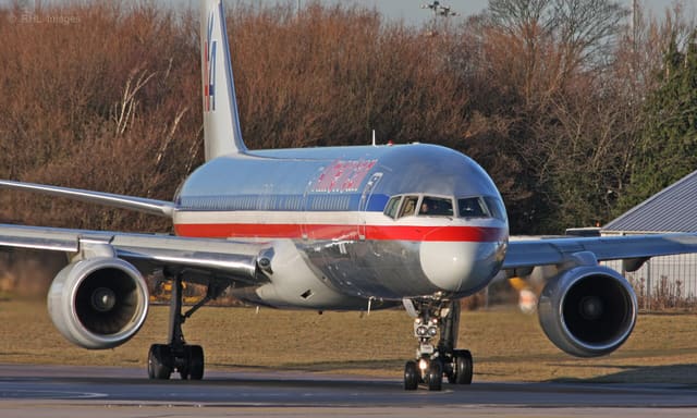 N179AA - Twin-engine aircraft