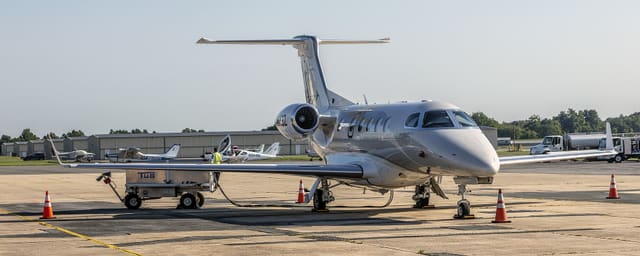 N85BZ - Cirrus