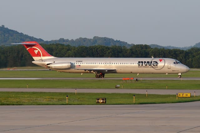 N786NC - Douglas