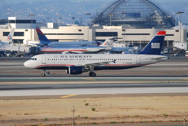 N104UW - Airbus