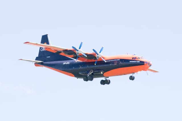 UR-CKL - Antonov