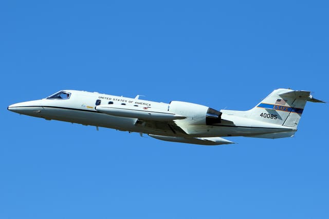  - Twin-engine aircraft