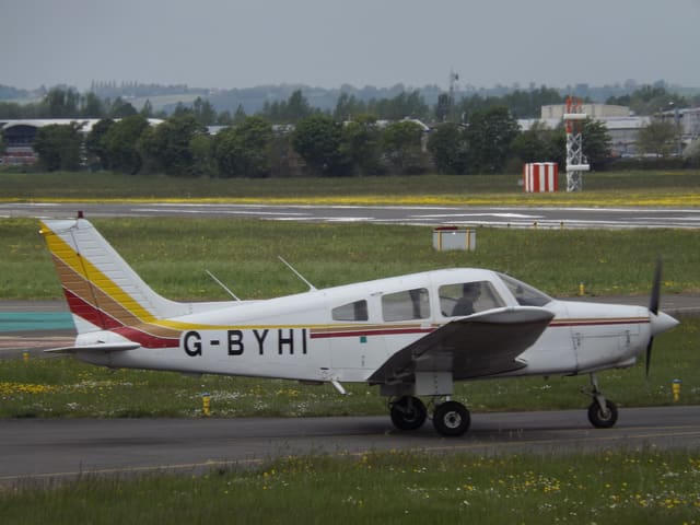 G-BYHI - Piper