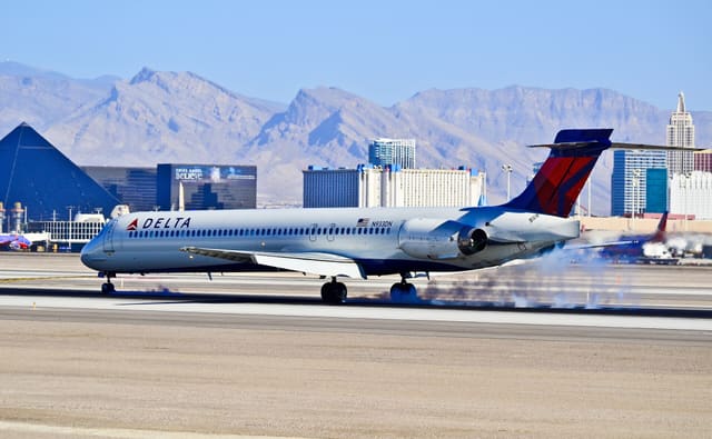 N933DN - Aircraft