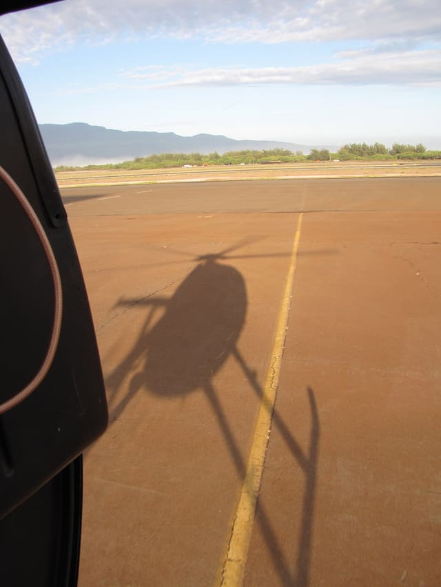 N58251 - Helicopter