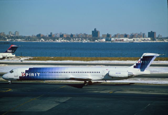 N831NK - Douglas