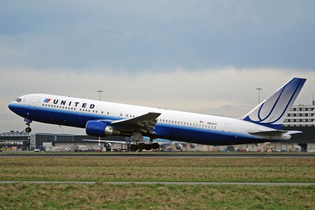 N652UA - Boeing