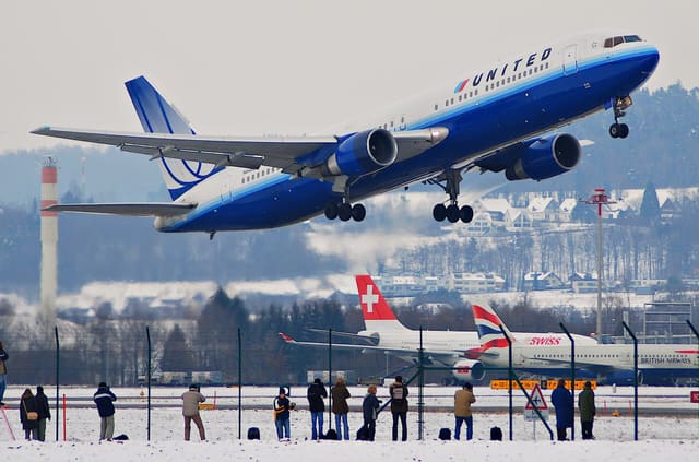 N646UA - Boeing
