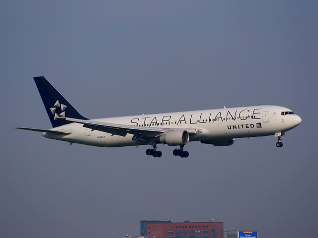 N653UA - Boeing
