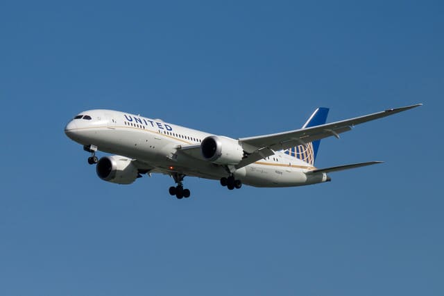 N26910 - Boeing