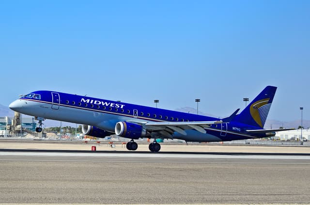 N171HQ - Embraer