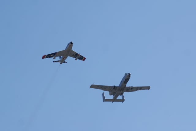  - Twin-engine aircraft