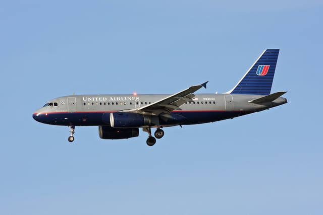 N835UA - Airbus