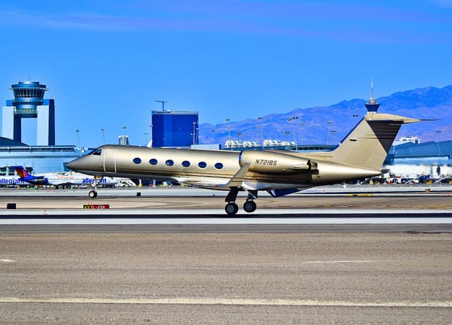 N721BS - Business jet