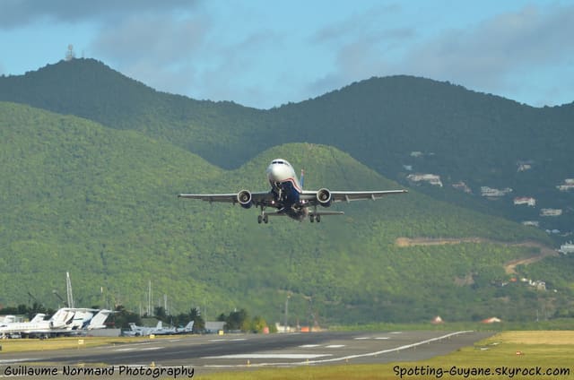 N715UW - Airbus