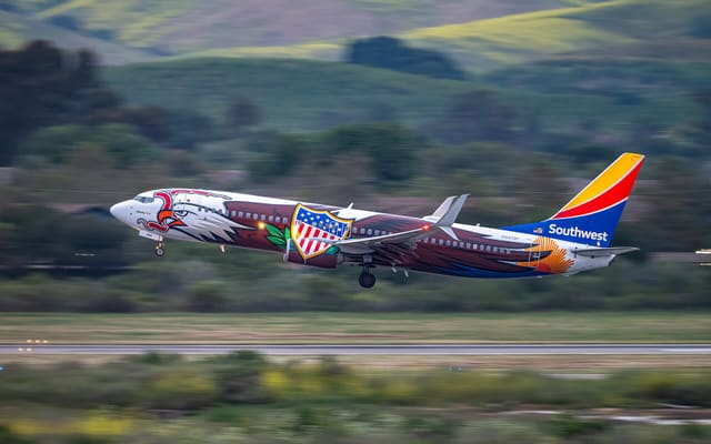 N8619F - Boeing