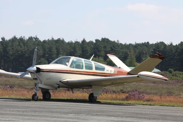 N3BR — Beechcraft
