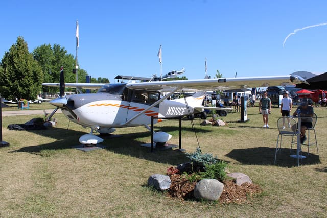 N910CE - Single-engine aircraft