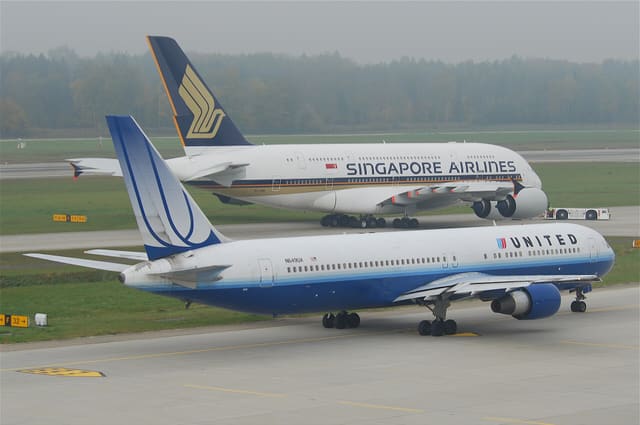 N649UA - Boeing