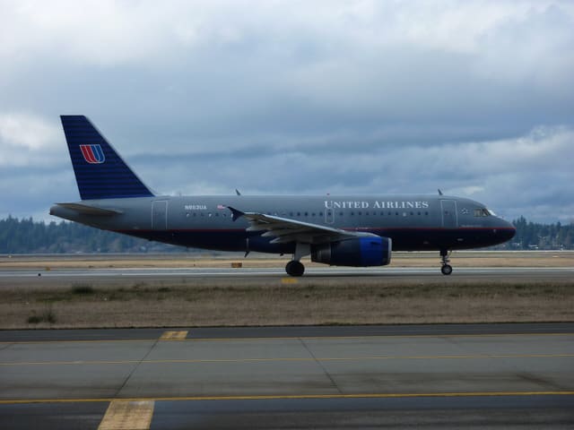 N853UA - Airbus