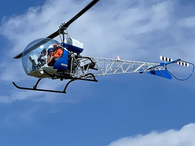 N8413D - Helicopter