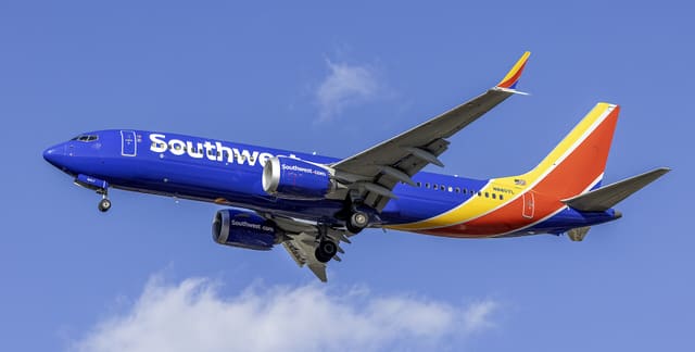 N8807L - Boeing